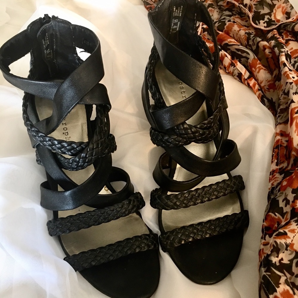 APOSTROPHE Wedges